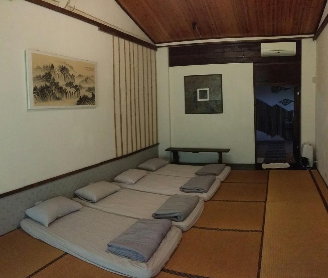 Bright Moon Homestay Dongshi  Luaran gambar